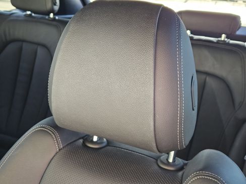 Used 2022 BMW X5 xDrive40i w/ Premium Package image 17