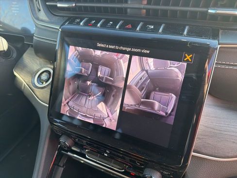 Certified 2023 Jeep Grand Cherokee L Limited image 23