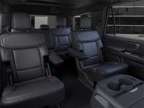 New 2025 Ford Expedition Platinum w/ Stealth Performance Package image 11