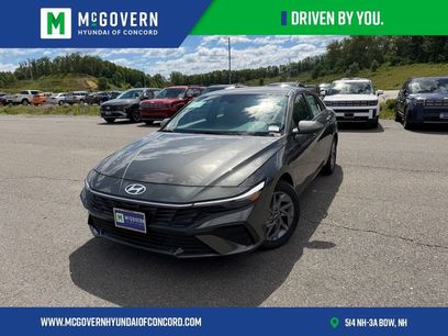 New 2026 Hyundai Elantra SEL w/ Cargo Package