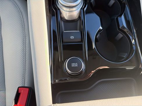 New 2026 Ford Explorer Platinum w/ LUX Leather Package image 35