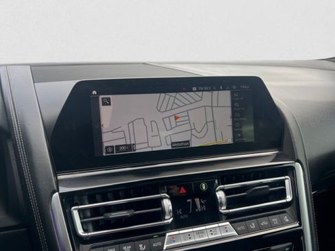 Used 2022 BMW 840i Convertible RWD image 15