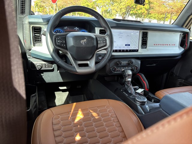 Used 2025 Ford Bronco Heritage Edition AWD/4WD image 20