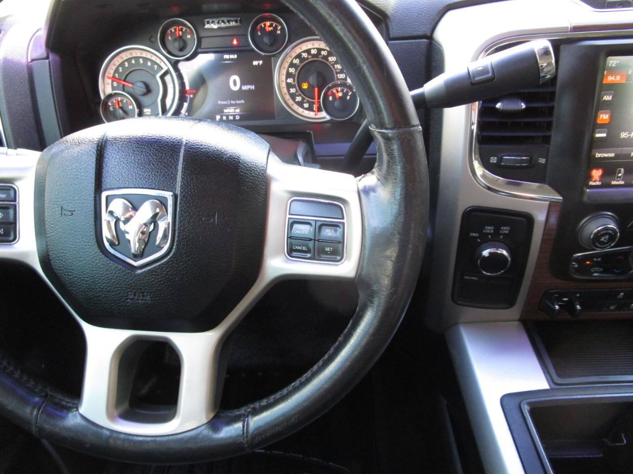 Used 2015 RAM 2500 Laramie w/ Convenience Group AWD/4WD image 13