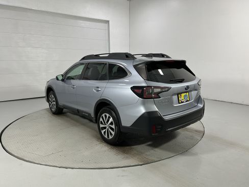 Used 2022 Subaru Outback Premium AWD/4WD image 21