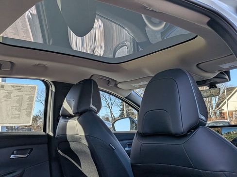 New 2026 Nissan Leaf Platinum+ w/ Cargo Package (Platinum+) image 21