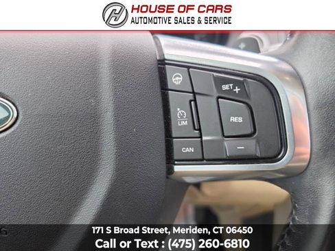 Used 2018 Land Rover Discovery Sport HSE AWD/4WD image 29