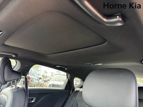 New 2025 Kia K4 GT-Line image 17