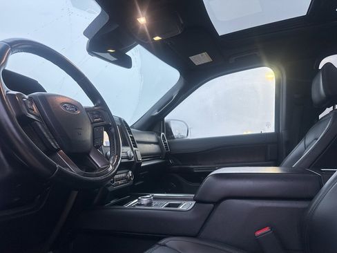 Used 2021 Ford Expedition Limited image 44