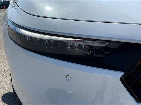 Certified 2025 Honda Accord Touring image 32