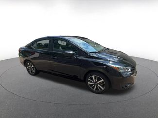 Used 2025 Nissan Versa SV FWD video 2
