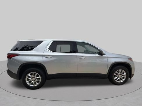 Used 2020 Chevrolet Traverse LS FWD image 6