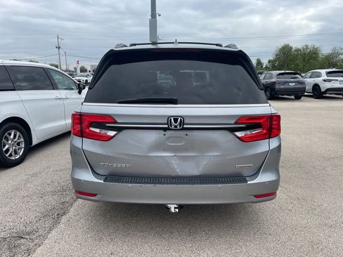 Used 2022 Honda Odyssey Touring image 3