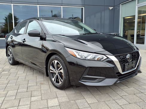 Certified 2023 Nissan Sentra SV image 1