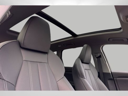 New 2025 Audi Q6 e-tron Premium Plus image 16