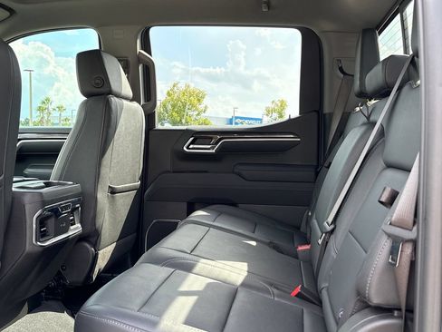Used 2025 Chevrolet Silverado 1500 LTZ w/ Z71 Off-Road Package AWD/4WD image 13