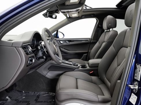 New 2025 Porsche Macan image 6
