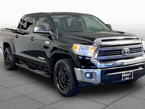 Used 2015 Toyota Tundra SR5 w/ SR5 Upgrade Package RWD image 3