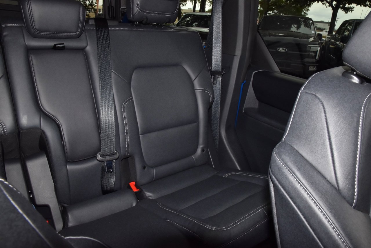 Used 2025 Ford Bronco Badlands AWD/4WD image 22