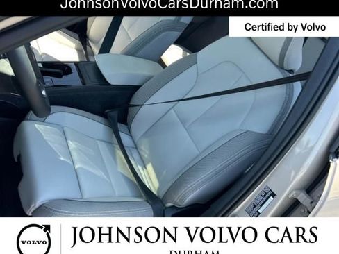 Used 2025 Volvo EX40 Ultra AWD/4WD image 9