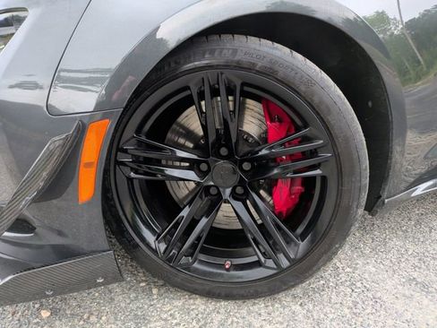 Used 2018 Chevrolet Camaro ZL1 RWD image 11