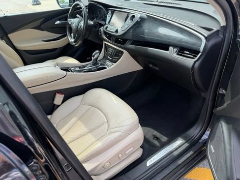 Used 2017 Buick Envision Premium AWD/4WD image 33