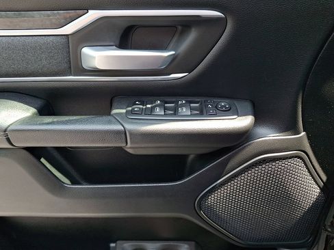 Used 2020 RAM 1500 Big Horn AWD/4WD image 15