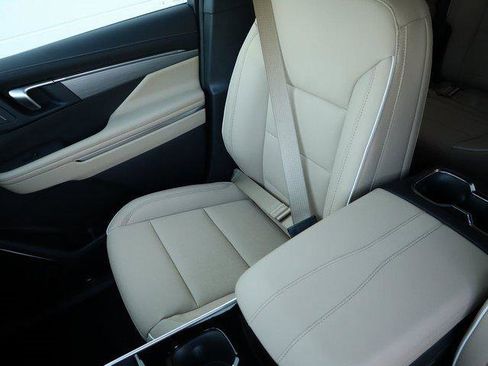 New 2026 Buick Enclave Preferred image 27