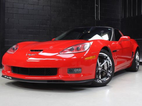 Used 2013 Chevrolet Corvette Grand Sport w/ 2LT Preferred Equipment Group image 6