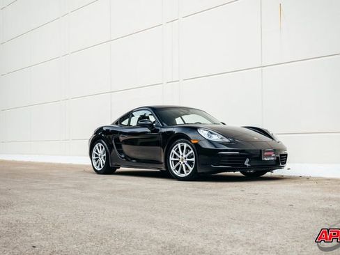 Used 2017 Porsche 718 Cayman image 17