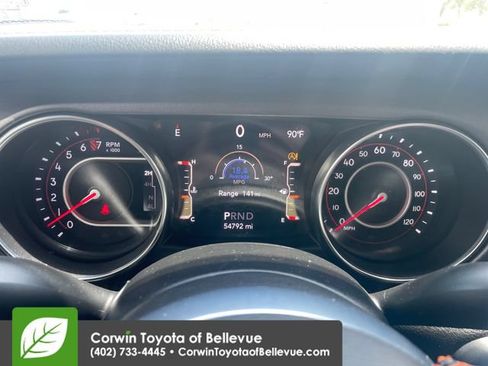Used 2020 Jeep Gladiator Mojave AWD/4WD image 9