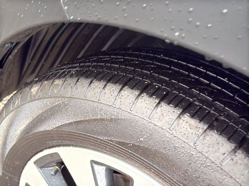 Used 2025 Subaru Outback Touring image 11