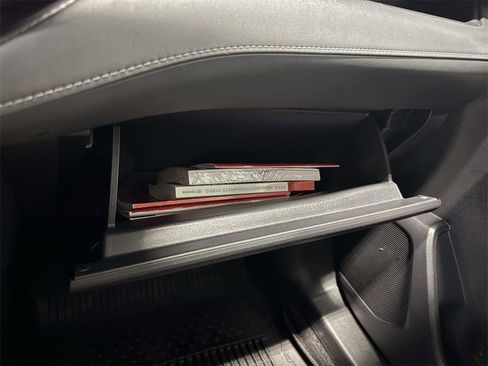 Used 2022 Toyota Highlander L image 31