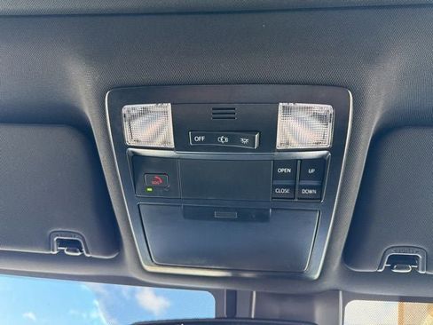 Certified 2023 Toyota Tacoma Limited AWD/4WD image 27