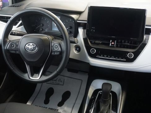 Used 2023 Toyota Corolla SE FWD image 27