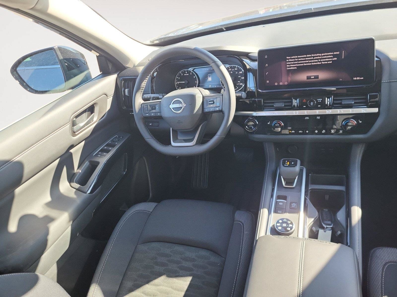 Used 2026 Nissan Pathfinder SV AWD/4WD image 11