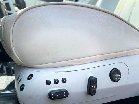 Used 2009 Maserati Quattroporte image 24