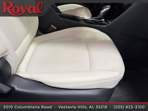 Used 2023 Buick Encore GX Select FWD image 5