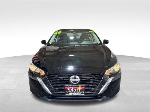 Used 2024 Nissan Sentra S FWD image 2