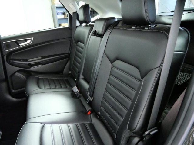 Certified 2024 Ford Edge SEL w/ Convenience Package AWD/4WD image 16