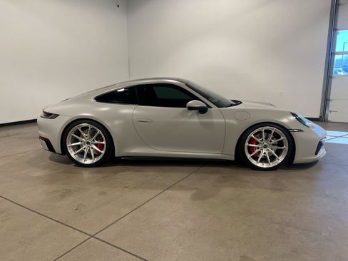 Used 2020 Porsche 911 Carrera 4S image 2