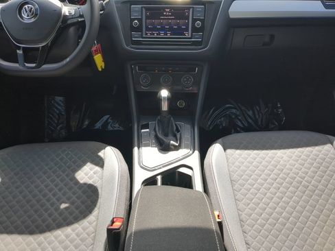 Used 2021 Volkswagen Tiguan S FWD image 12