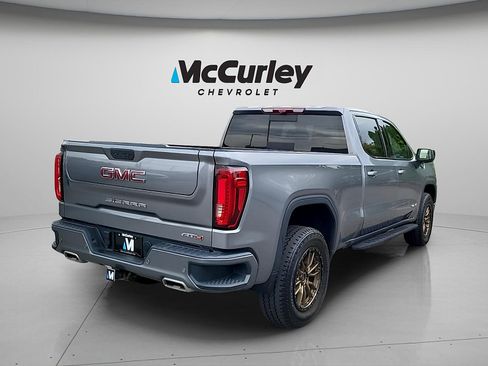 Used 2021 GMC Sierra 1500 AT4 w/ AT4 Premium Package AWD/4WD image 7