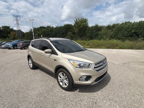 Used 2018 Ford Escape SEL AWD/4WD image 13