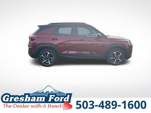 Used 2023 Chevrolet TrailBlazer RS AWD/4WD image 12