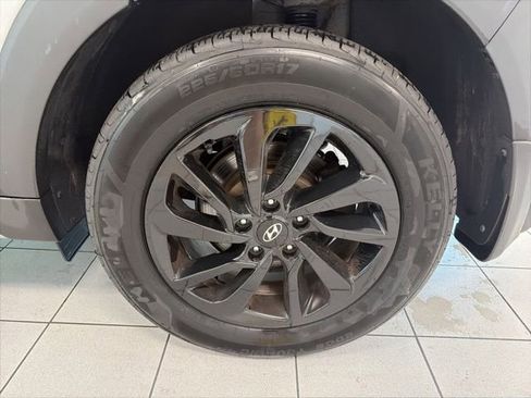 Used 2017 Hyundai Tucson SE AWD/4WD image 12