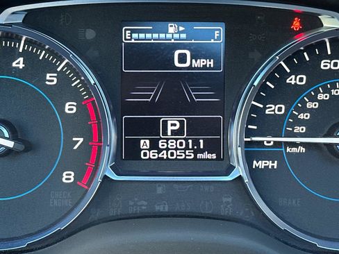 Used 2018 Subaru Forester 2.5i Touring AWD/4WD image 27