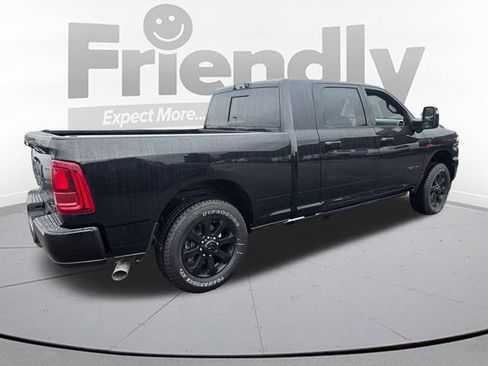 Used 2025 RAM 2500 Laramie AWD/4WD image 5