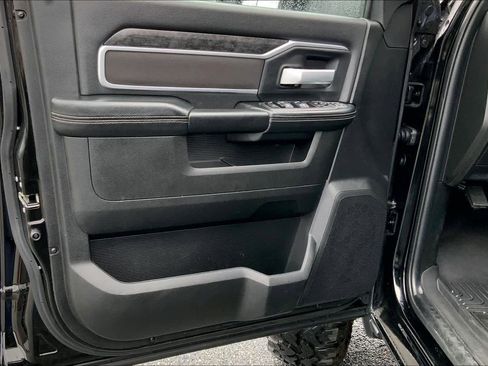 Used 2024 RAM 3500 Big Horn AWD/4WD image 20