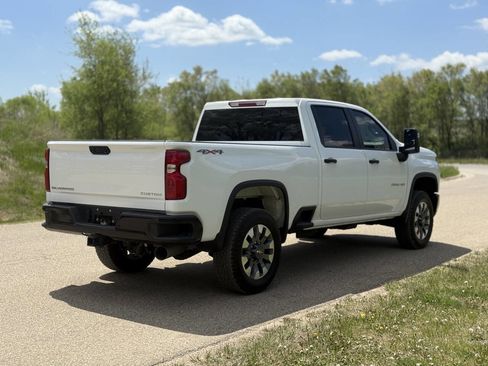 Used 2025 Chevrolet Silverado 2500 Custom w/ Custom Value Package AWD/4WD image 7